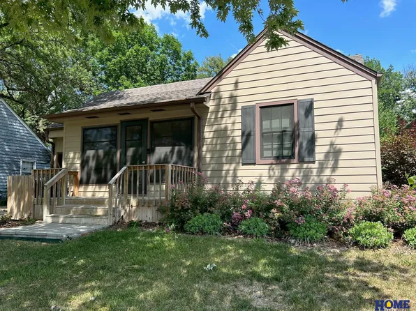 716 S 44th St, Lincoln, NE 68510