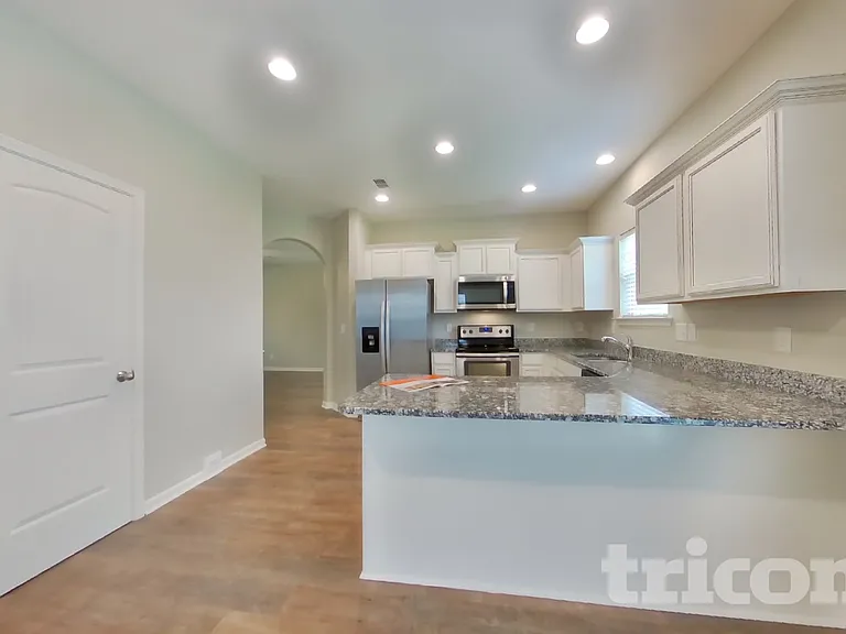1031 Solomon Ln — Photo 5