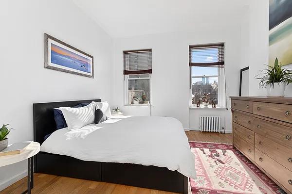 Rented by Douglas Elliman | media 2