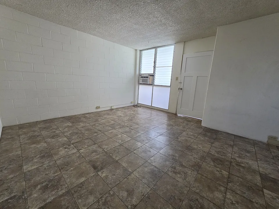 2437 Tusitala St #201