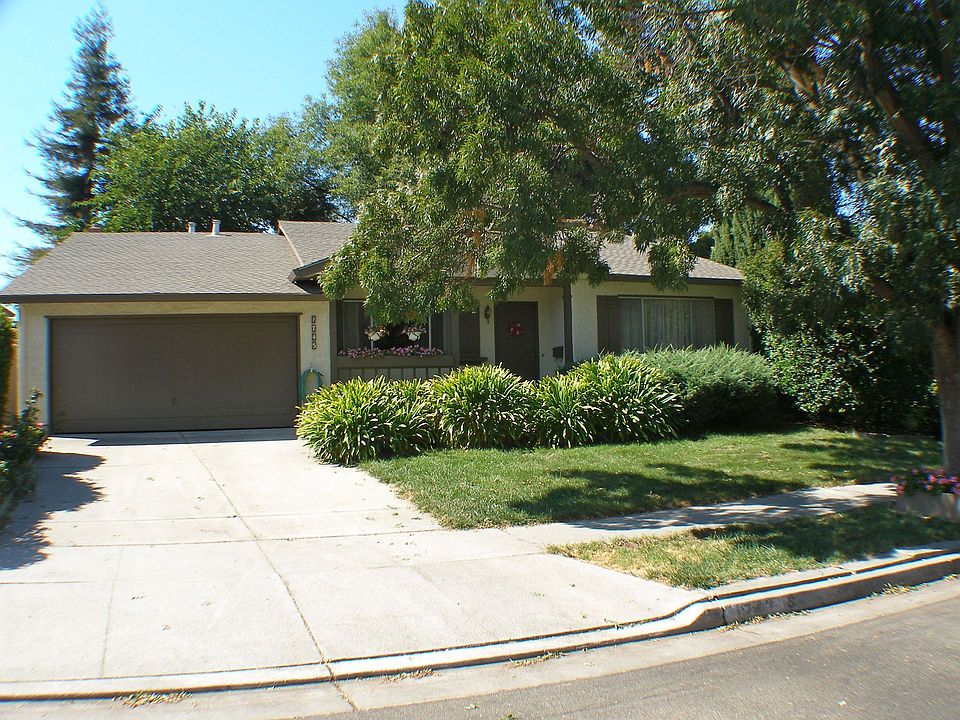 1st image of 1743 Seville Way