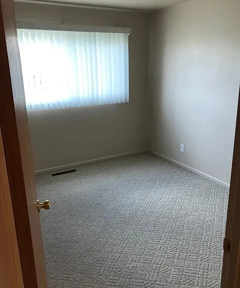 2138 Gunnison Ave — Photo 19