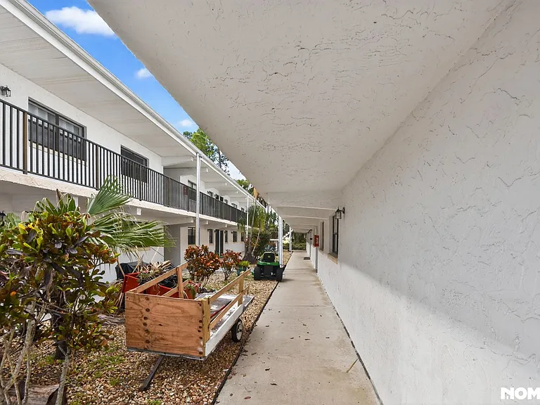 1500 Virginia Ave #203 — Photo 21