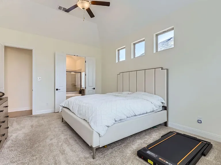 1505 Sibley Way — Photo 5