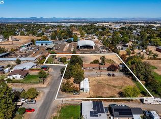 144-176 Reager St, Medford, OR 97501