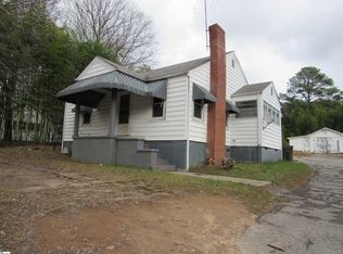 224 Pine Street Ext, Greer, SC 29651