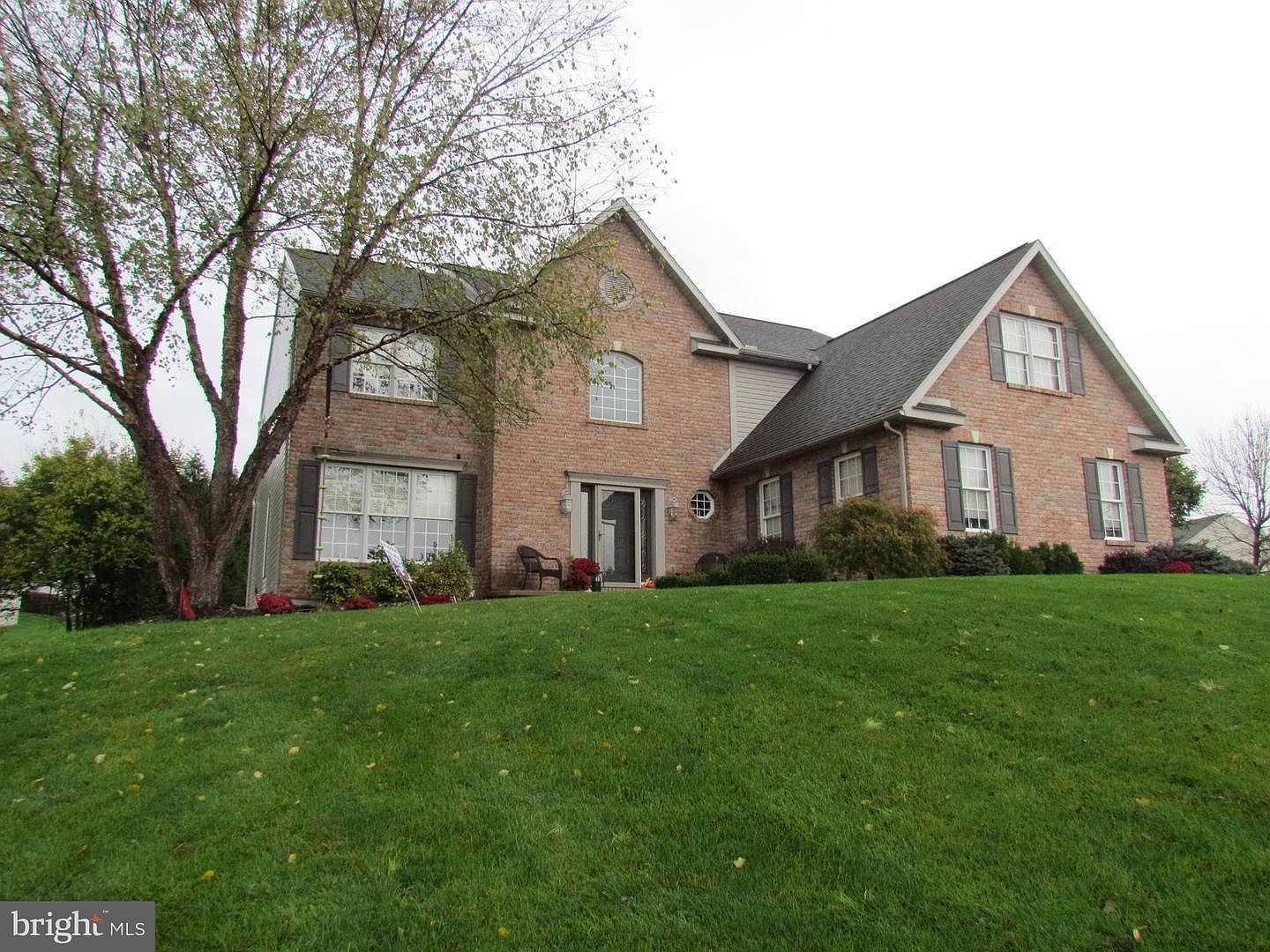 101 Martin Ln, Douglassville, PA 19518 Zillow