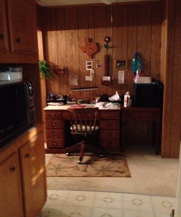 5th image of 224 N Shady Oaks St