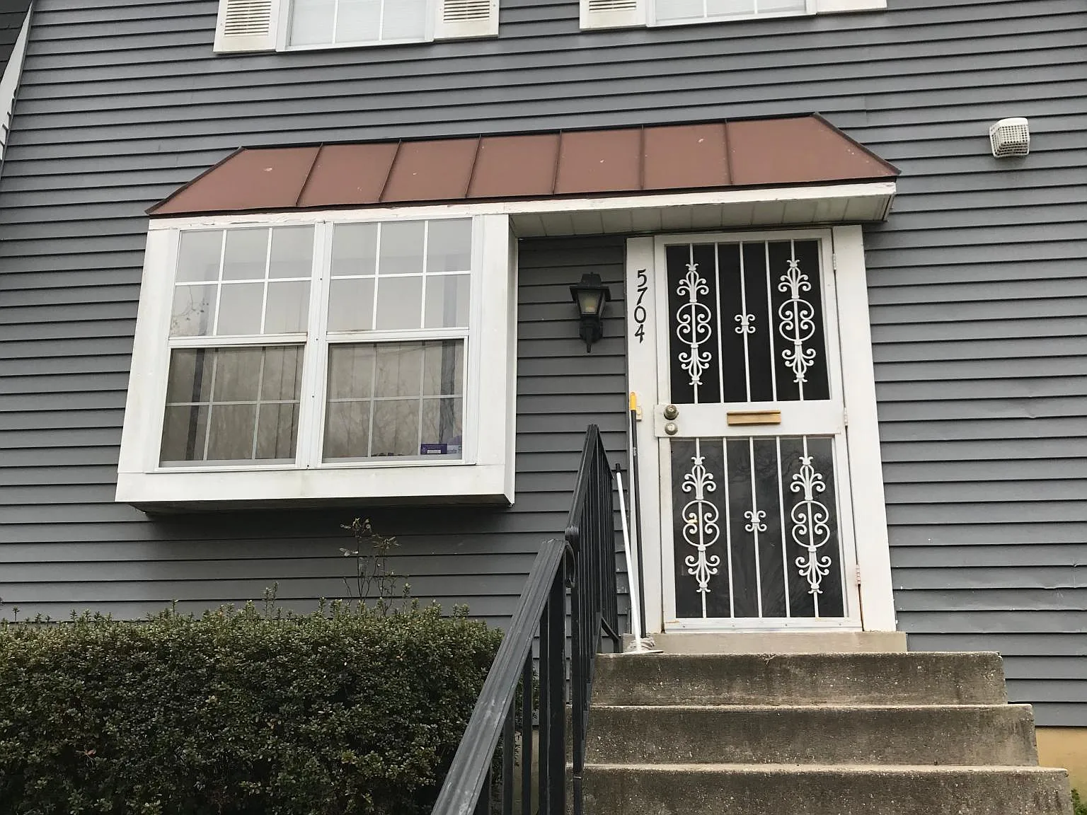 5704 Falkland Pl — Photo 1