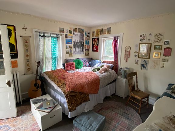 4th image of 84 Loomis St