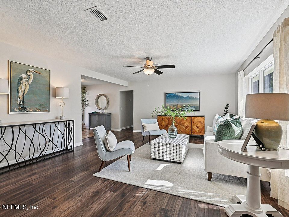 【J31242】Large House Satisfaction/Traffic 3705 Toulouse Ct, Punta Gorda, FL 33950 | Realtor.com®