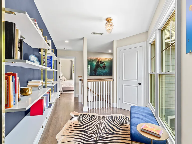 139 Northside Dr — Photo 23