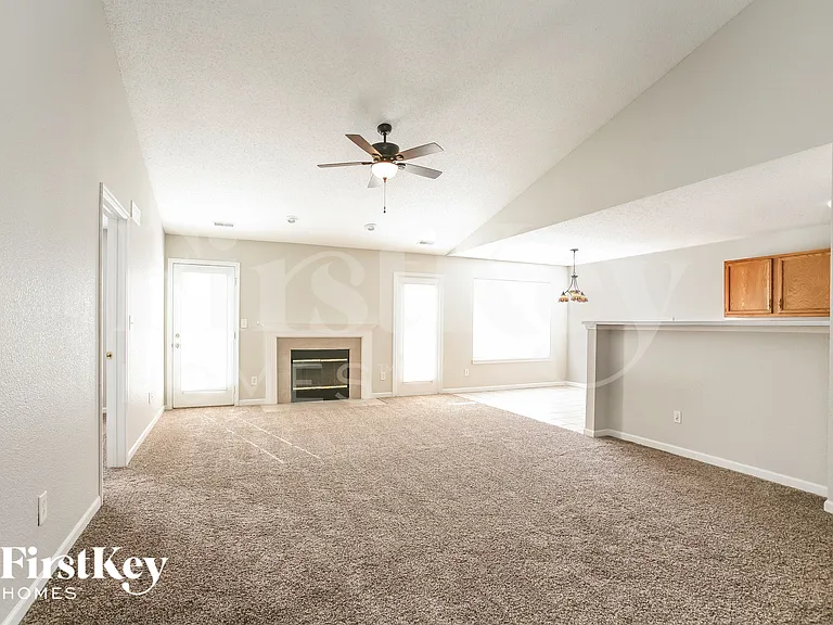 6041 Gimbel Cir — Photo 4