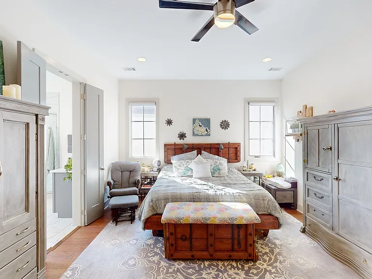 7075 Fain Park Dr — Photo 17