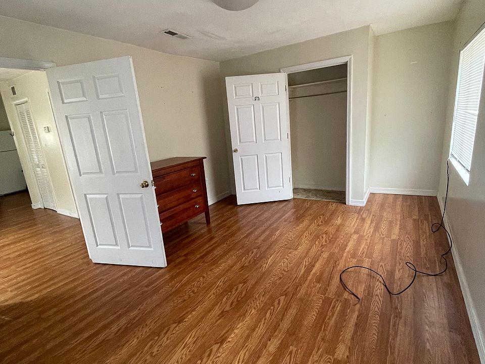 2nd image of 33806 Coal Heritage Rd #6