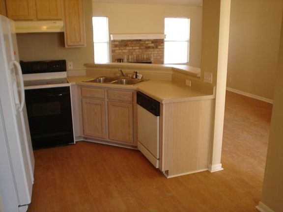 Open kitchen