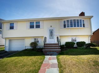 30 Packard Ave, Hull, MA 02045