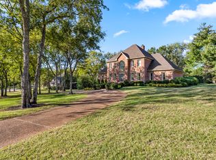 9104 Brentmeade Blvd, Brentwood, TN 37027