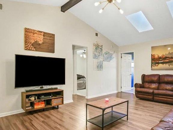 3rd image of 10139 Geni Hill Cir N