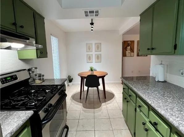 1405 Vegas Valley Dr APT 264, Winchester, NV 89169