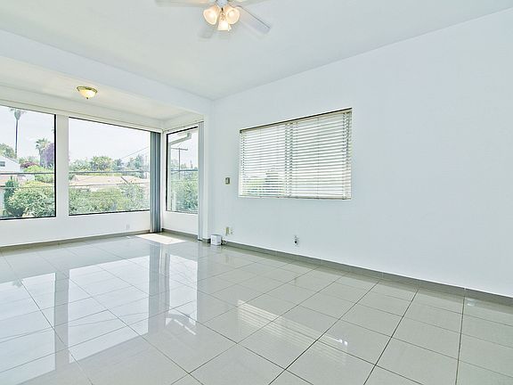 2nd image of 1027 El Paso Dr
