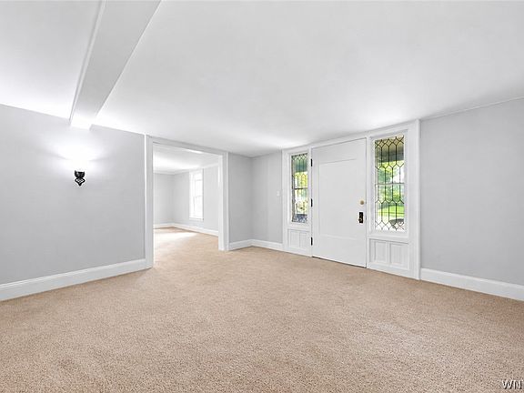 3rd image of 116 Clinton St