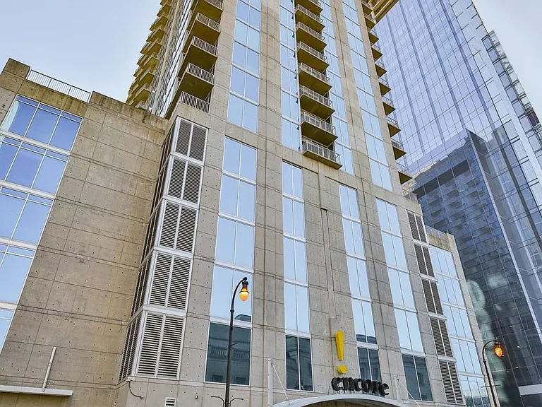 301 Demonbreun St #1610 — Photo 25