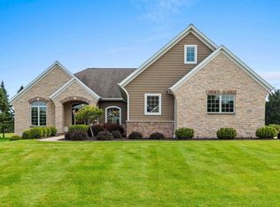 1321 S Sedona Cir, Oneida, WI 54155