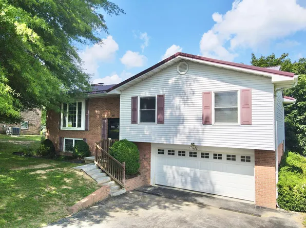 212 Cardinal Ave, Princeton, WV 24740