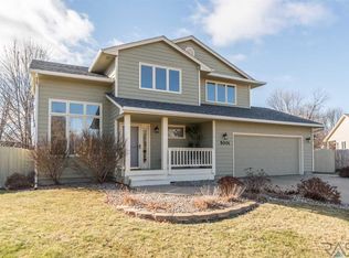 5001 E Hillview Cir, Sioux Falls, SD 57110