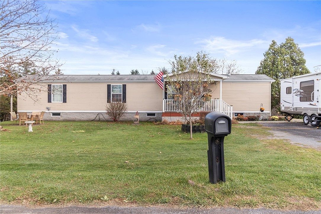 8352 W Loop Rd, Port Byron, NY 13140 | MLS #R1576962 | Zillow