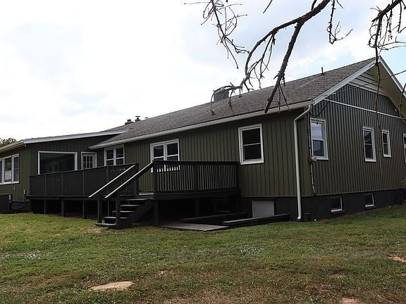 5th image of 18 Bryant Cir