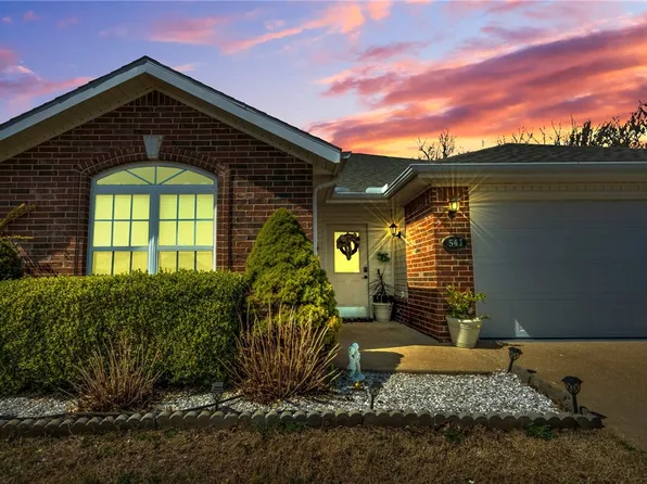 541 Spicewood Trl, Centerton, AR 72719