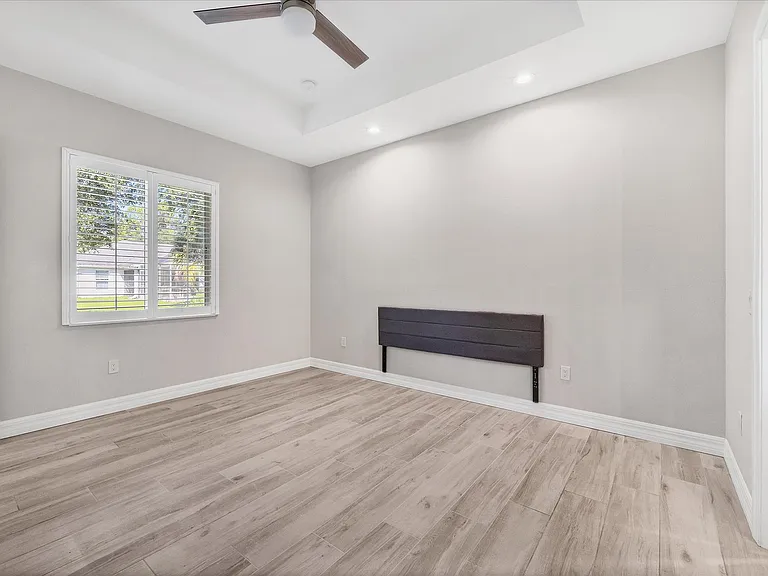 129 Evaro Dr — Photo 15