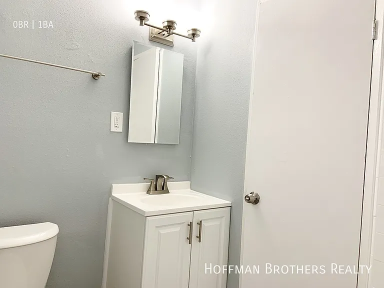 4050 W El Segundo Blvd #5 — Photo 4