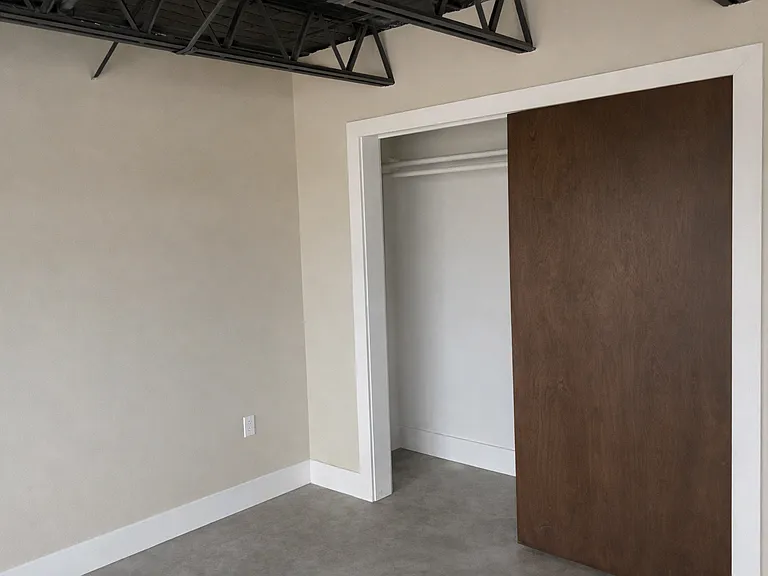 1726 Austin Ave — Photo 31