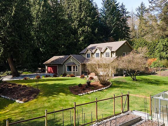 2nd image of 1148 Gower Point Rd
