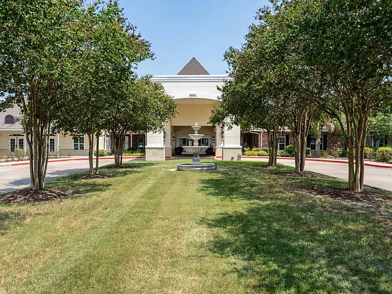The Verandah Retirement Community — Photo 12