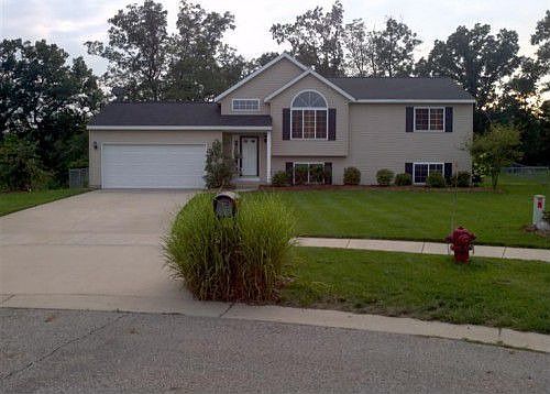 1st image of 1674 Barnsley Ct SE