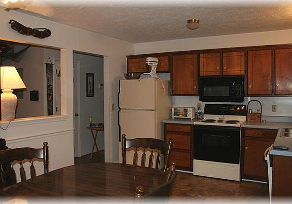 5th image of 141 Sweetgum Dr