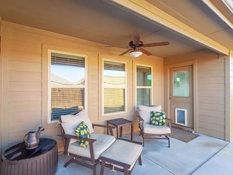 520 Pollyann Trl — Photo 24