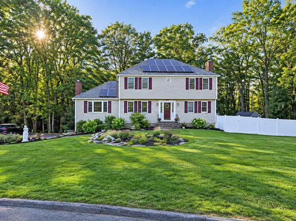 176 Will Thompson Way, Fitchburg, MA 01420