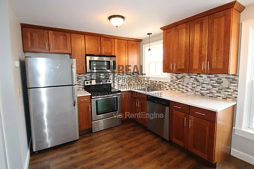 55 Hanover St #C Photo 1