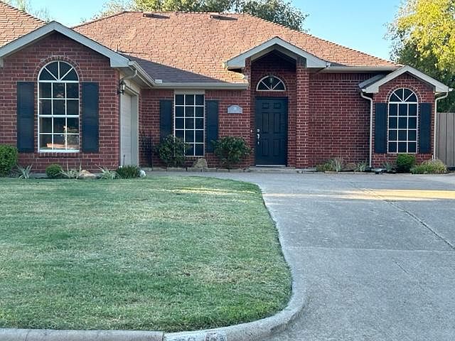 1st image of 28 Salida Dr
