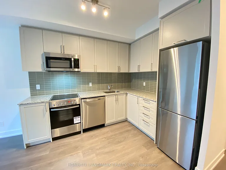 278 Buchanan Dr #501E — Photo 4