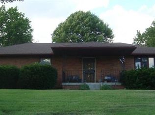 4025 Pickett Rd, Saint Joseph, MO 64503