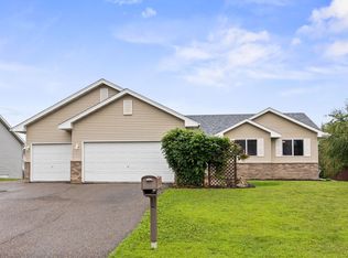 165 Pheasant Ridge Dr, Montrose, MN 55363