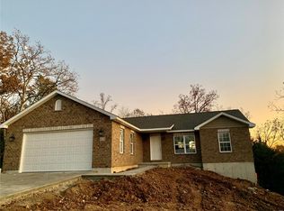 4628 Dylan Dr, De Soto, MO 63020