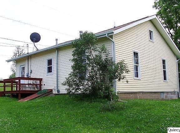 Home for Sale in Barry, IL $34,900