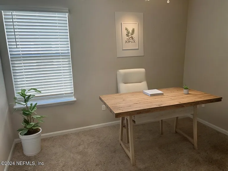 494 Northside Dr S — Photo 16
